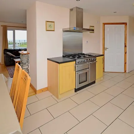 102 - * Ballyconneely